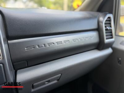 2017 Ford F-250 Super Duty XLT   - Photo 15 - Miami, FL 33165