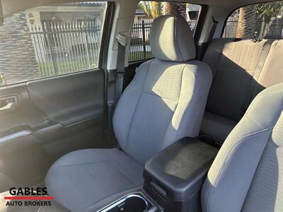 2019 Toyota Tacoma SR5 V6   - Photo 19 - Miami, FL 33165