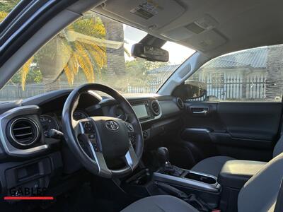 2019 Toyota Tacoma SR5 V6   - Photo 13 - Miami, FL 33165