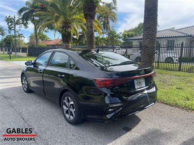 2019 Kia Forte LXS   - Photo 10 - Miami, FL 33165