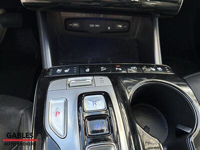 2022 Hyundai TUCSON Limited   - Photo 18 - Miami, FL 33165