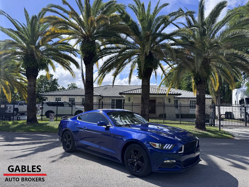 2016 Ford Mustang V6