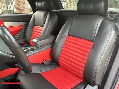 2002 Ford Thunderbird Deluxe   - Photo 14 - Miami, FL 33165