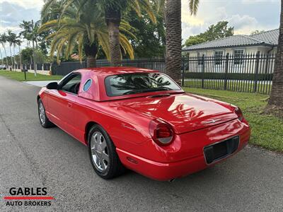 2002 Ford Thunderbird Deluxe   - Photo 11 - Miami, FL 33165