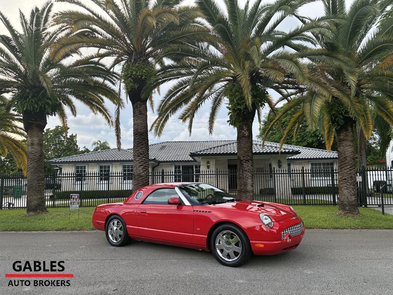 2002 Ford Thunderbird Deluxe - Photo 1 - Miami, FL 33165