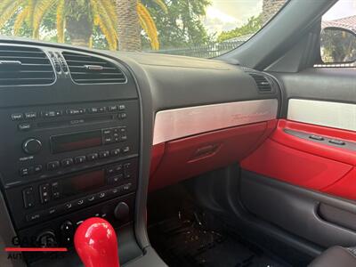 2002 Ford Thunderbird Deluxe   - Photo 17 - Miami, FL 33165