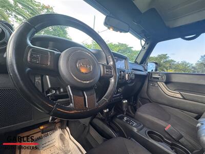 2014 Jeep Wrangler Unlimited Freedom Edition   - Photo 15 - Miami, FL 33165