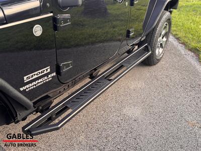 2014 Jeep Wrangler Unlimited Freedom Edition   - Photo 13 - Miami, FL 33165