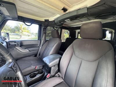 2014 Jeep Wrangler Unlimited Freedom Edition - Photo 22 - Miami, FL 33165