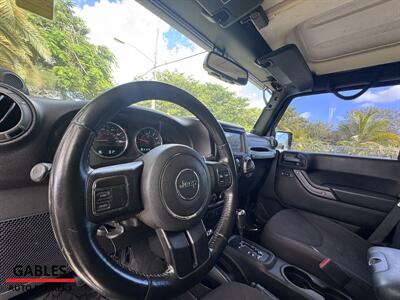 2014 Jeep Wrangler Unlimited Freedom Edition - Photo 17 - Miami, FL 33165