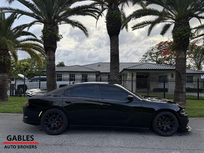 2017 Dodge Charger R/T Scat Pack   - Photo 9 - Miami, FL 33165