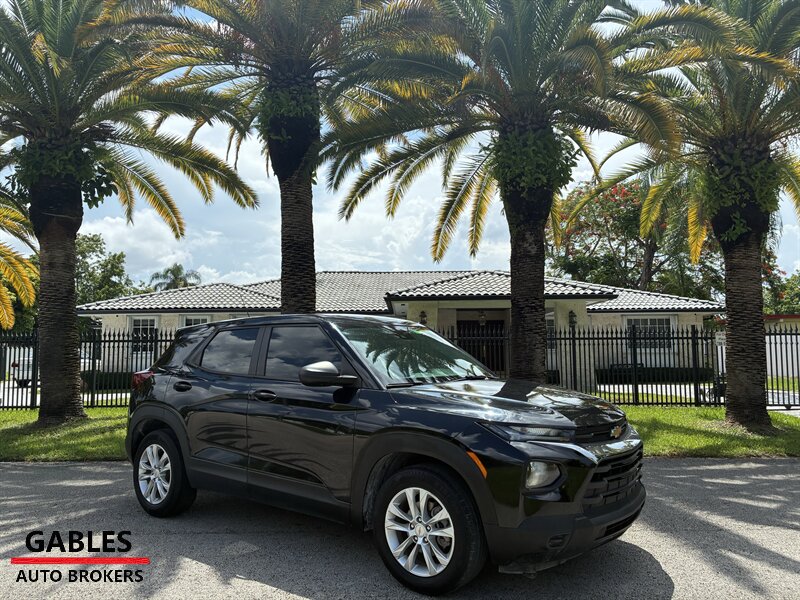 2021 Chevrolet Trailblazer LS   - Photo 1 - Miami, FL 33165
