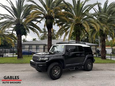 2007 Toyota FJ Cruiser   - Photo 2 - Miami, FL 33165