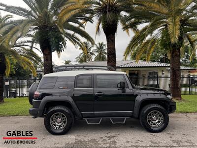 2007 Toyota FJ Cruiser   - Photo 6 - Miami, FL 33165