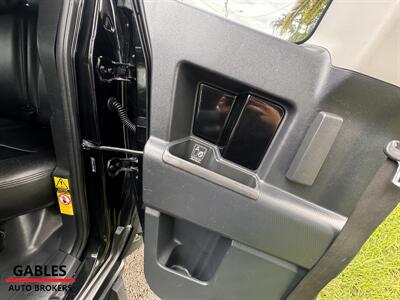 2007 Toyota FJ Cruiser   - Photo 24 - Miami, FL 33165