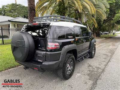 2007 Toyota FJ Cruiser   - Photo 8 - Miami, FL 33165