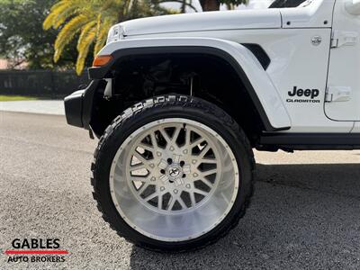 2020 Jeep Gladiator Sport S   - Photo 17 - Miami, FL 33165