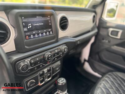 2020 Jeep Gladiator Sport S   - Photo 28 - Miami, FL 33165