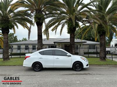 2018 Nissan Versa S   - Photo 2 - Miami, FL 33165