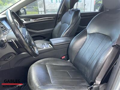 2015 Hyundai Genesis 3.8L   - Photo 23 - Miami, FL 33165