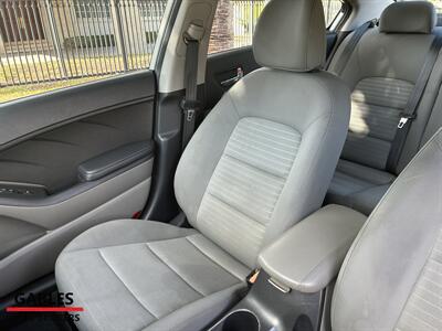 2015 Kia Forte EX   - Photo 18 - Miami, FL 33165
