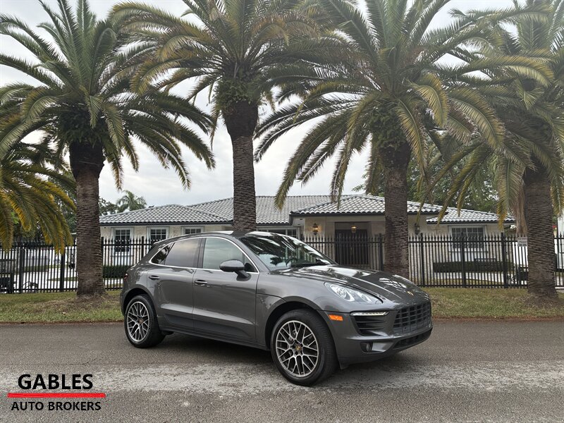 2016 Porsche Macan S   - Photo 1 - Miami, FL 33165