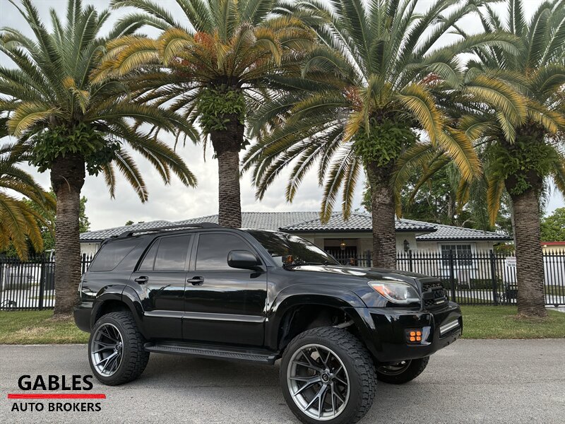 2007 Toyota 4Runner SR5   - Photo 1 - Miami, FL 33165