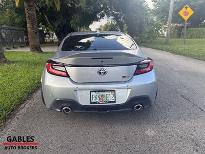 2023 Toyota GR86 Premium   - Photo 5 - Miami, FL 33165