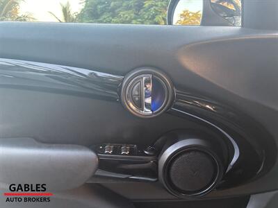 2019 MINI Hardtop 4 Door Cooper   - Photo 13 - Miami, FL 33165