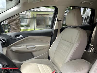 2016 Ford Escape Titanium   - Photo 17 - Miami, FL 33165