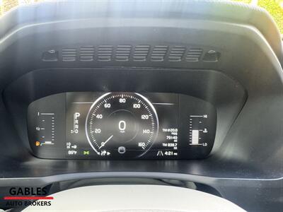 2019 Volvo XC90 T5 Momentum   - Photo 42 - Miami, FL 33165