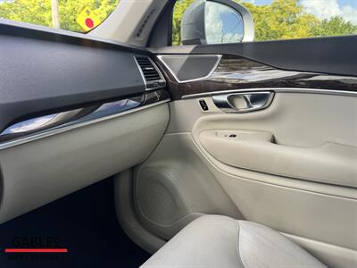 2019 Volvo XC90 T5 Momentum   - Photo 36 - Miami, FL 33165