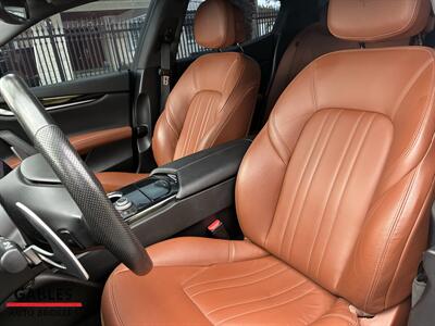 2023 Maserati Ghibli Modena - Photo 25 - Miami, FL 33165