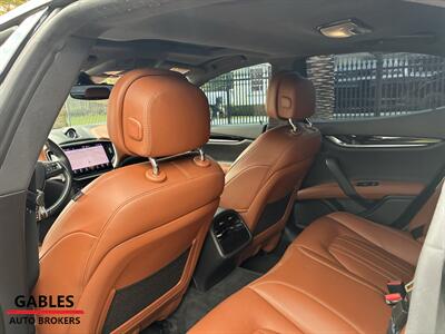 2023 Maserati Ghibli Modena - Photo 29 - Miami, FL 33165