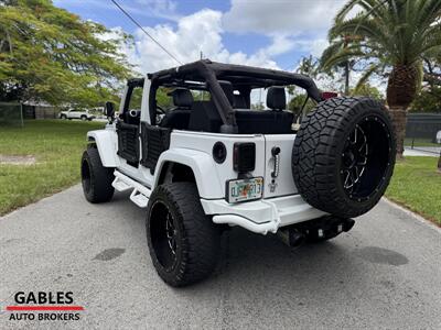 2017 Jeep Wrangler Unlimited Sport   - Photo 6 - Miami, FL 33165