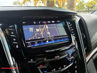2019 Cadillac Escalade ESV Premium Luxury   - Photo 20 - Miami, FL 33165