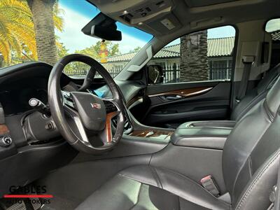 2019 Cadillac Escalade ESV Premium Luxury   - Photo 12 - Miami, FL 33165
