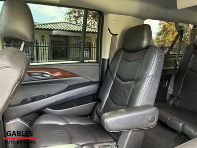 2019 Cadillac Escalade ESV Premium Luxury   - Photo 28 - Miami, FL 33165