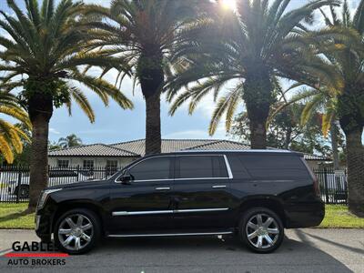 2019 Cadillac Escalade ESV Premium Luxury   - Photo 7 - Miami, FL 33165