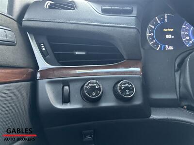 2019 Cadillac Escalade ESV Premium Luxury   - Photo 14 - Miami, FL 33165