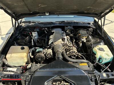 1989 Chevrolet Camaro IROC Z   - Photo 28 - Miami, FL 33165