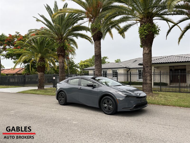 2024 Toyota Prius XLE  