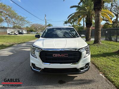 2023 GMC Terrain SLT   - Photo 2 - Miami, FL 33165