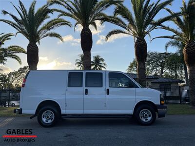 2021 GMC Savana 2500   - Photo 2 - Miami, FL 33165