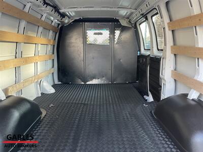 2021 GMC Savana 2500   - Photo 25 - Miami, FL 33165