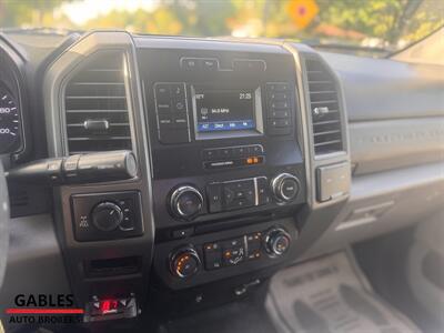2018 Ford F-350 Super Duty XL   - Photo 23 - Miami, FL 33165