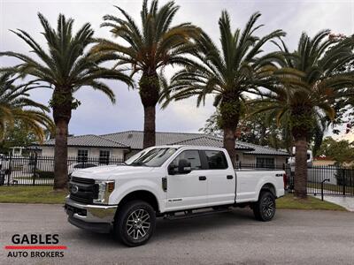 2019 Ford F-350 Super Duty XL   - Photo 2 - Miami, FL 33165