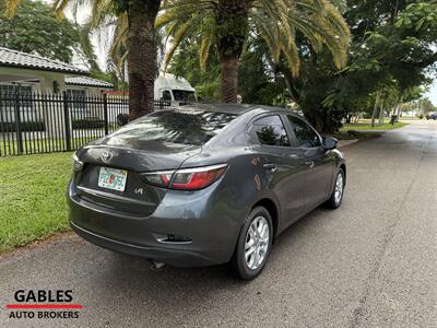 2018 Toyota Yaris iA   - Photo 5 - Miami, FL 33165