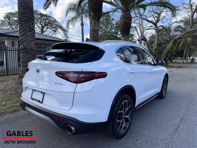 2019 Alfa Romeo Stelvio Ti   - Photo 13 - Miami, FL 33165