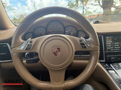 2015 Porsche Panamera - Photo 14 - Miami, FL 33165